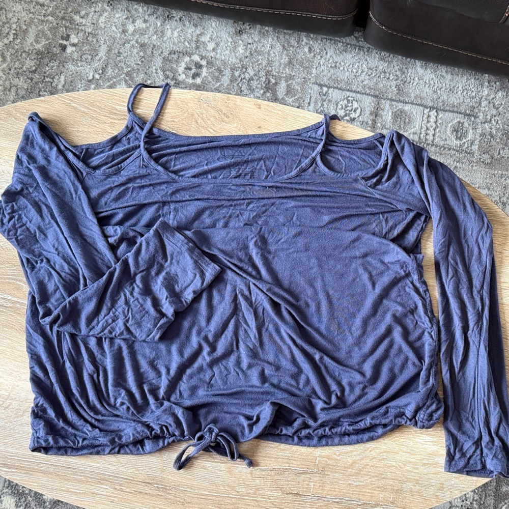 Adore Me Navy Cold Shoulder Pajama Top - Picture 5 of 5